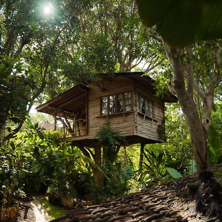 Villa Roots Tree House Uluwatu Exterior foto