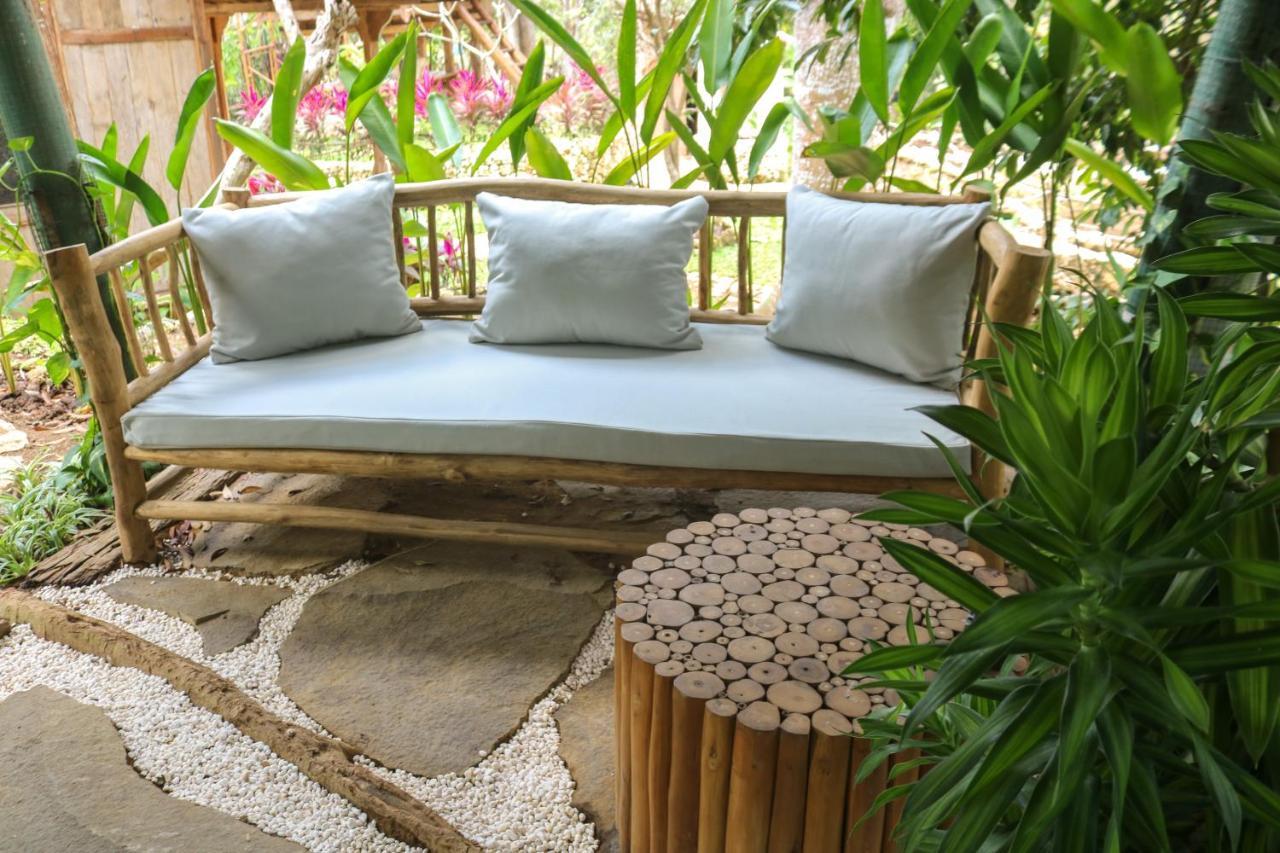 Villa Roots Tree House Uluwatu Exterior foto